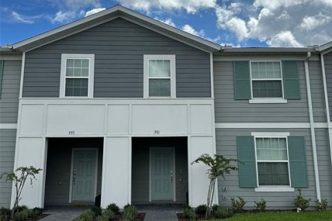 Touwnhouse à vendre à Davenport, Floride: 5 chambres, 212.1 m2 № 1359936 - photo 1