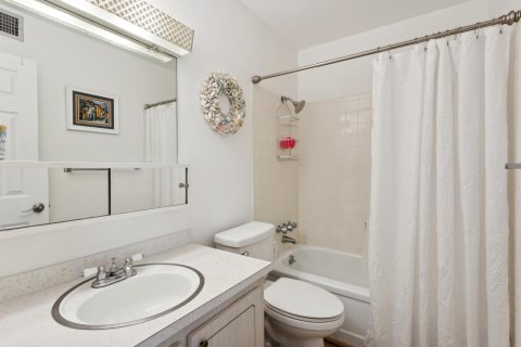 Condo in Stuart, Florida, 2 bedrooms  № 1179498 - photo 11