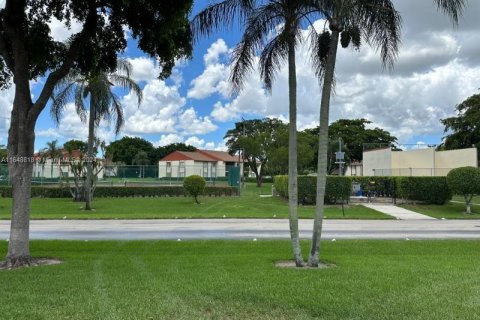 Condo in West Palm Beach, Florida, 2 bedrooms  № 1375002 - photo 29