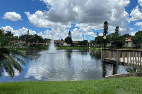 Condo in West Palm Beach, Florida, 2 bedrooms  № 1375002 - photo 25