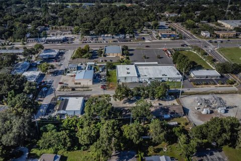 Immobilier commercial à vendre à Brandon, Floride: 779.26 m2 № 739085 - photo 13