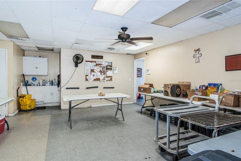 Immobilier commercial à vendre à Brandon, Floride: 779.26 m2 № 739085 - photo 29