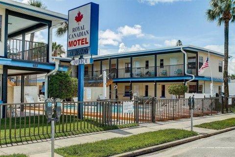 Hôtel, hôtellerie à vendre à Clearwater, Floride: 405.05 m2 № 739128 - photo 1