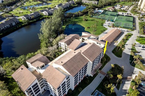 Condo in Jupiter, Florida, 2 bedrooms  № 987208 - photo 2