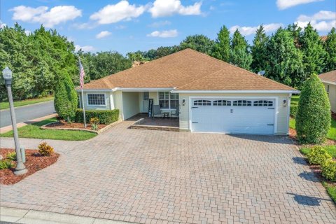 Villa ou maison à vendre à Oxford, Floride: 3 chambres, 158.4 m2 № 1347078 - photo 1