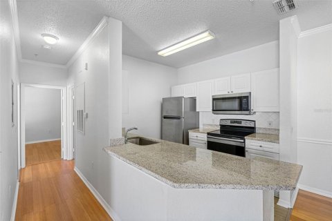 Copropriété à louer à Tampa, Floride: 2 chambres, 87.24 m2 № 1349071 - photo 5