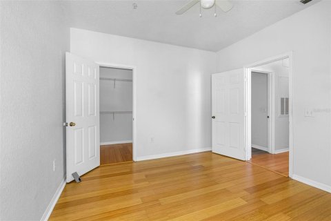 Copropriété à louer à Tampa, Floride: 2 chambres, 87.24 m2 № 1349071 - photo 11