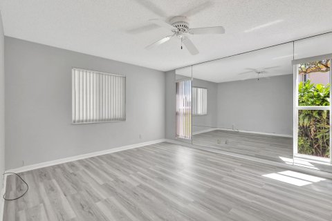 Condominio en venta en Delray Beach, Florida, 2 dormitorios, 114.08 m2 № 1133003 - foto 23