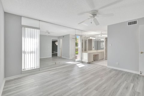 Condominio en venta en Delray Beach, Florida, 2 dormitorios, 114.08 m2 № 1133003 - foto 22