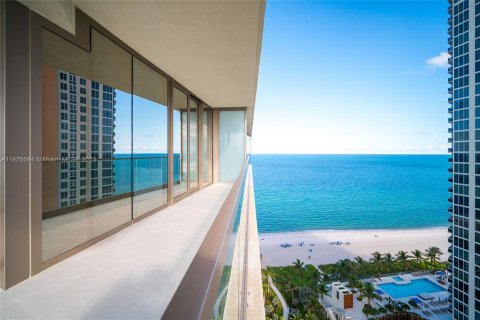 Condo in Sunny Isles Beach, Florida, 2 bedrooms  № 802390 - photo 7