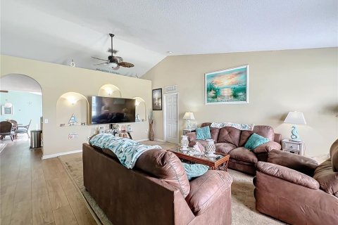 Casa en venta en Winter Haven, Florida, 4 dormitorios, 193.98 m2 № 1373972 - foto 13