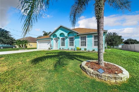 Villa ou maison à vendre à Winter Haven, Floride: 4 chambres, 193.98 m2 № 1373972 - photo 5