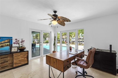 Villa ou maison à vendre à Hallandale Beach, Floride: 3 chambres № 1147513 - photo 19