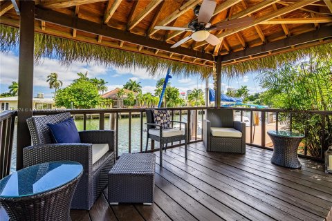 Villa ou maison à vendre à Hallandale Beach, Floride: 3 chambres № 1147513 - photo 8