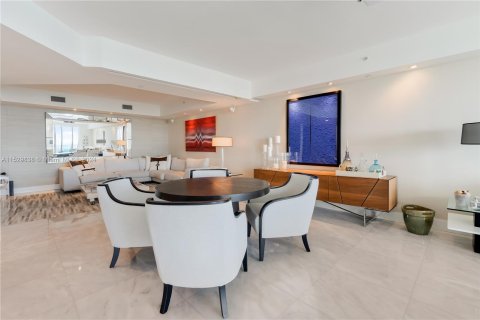 Condo in Aventura, Florida, 4 bedrooms  № 998165 - photo 26