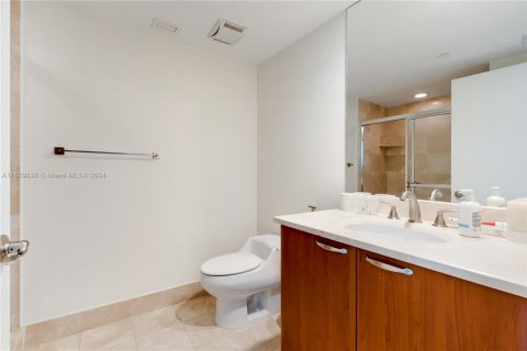 Condo in Aventura, Florida, 4 bedrooms  № 998165 - photo 30