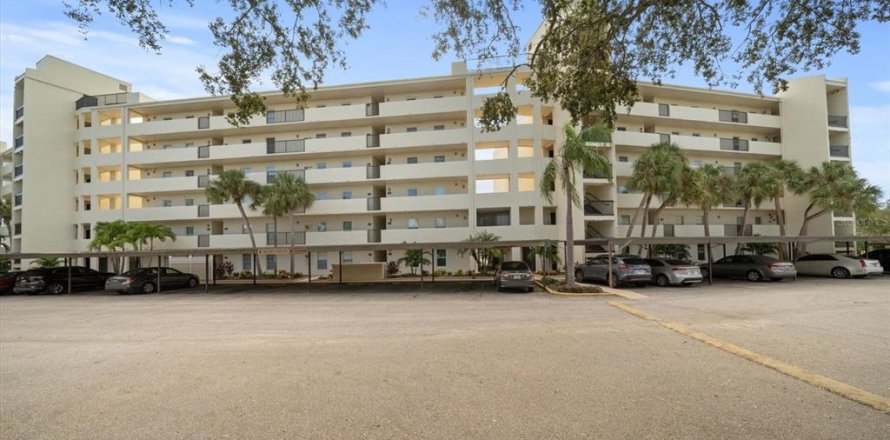 Condominio en Largo, Florida, 2 dormitorios  № 1392771