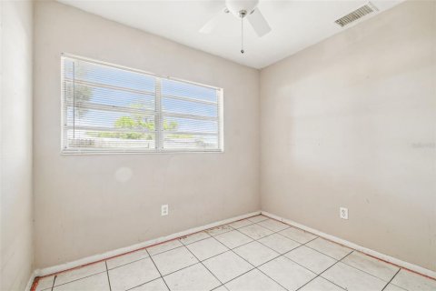 Casa en venta en Tampa, Florida, 3 dormitorios, 98.01 m2 № 1086964 - foto 17