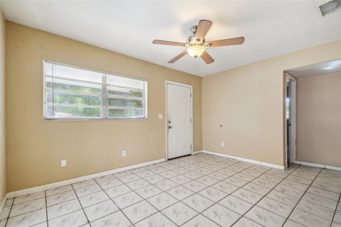 Casa en venta en Tampa, Florida, 3 dormitorios, 98.01 m2 № 1086964 - foto 8