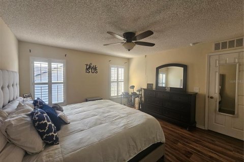Casa en venta en Deltona, Florida, 4 dormitorios, 183.3 m2 № 989510 - foto 19