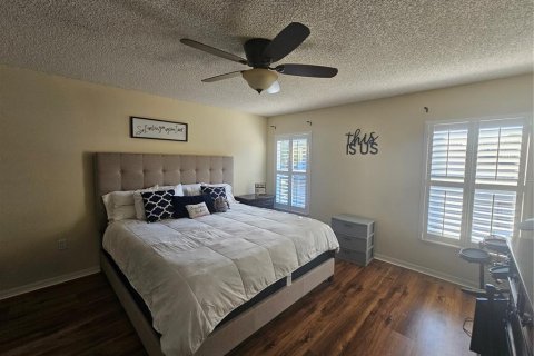 Casa en venta en Deltona, Florida, 4 dormitorios, 183.3 m2 № 989510 - foto 15