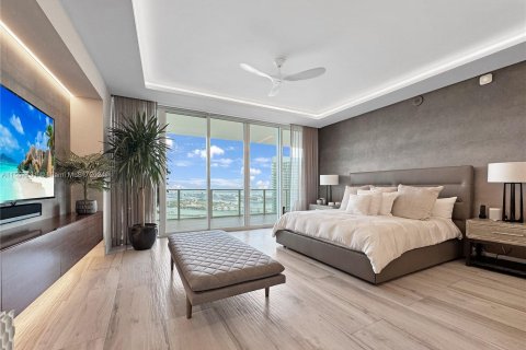 Condominio en venta en Miami, Florida, 4 dormitorios, 264.31 m2 № 1080217 - foto 20