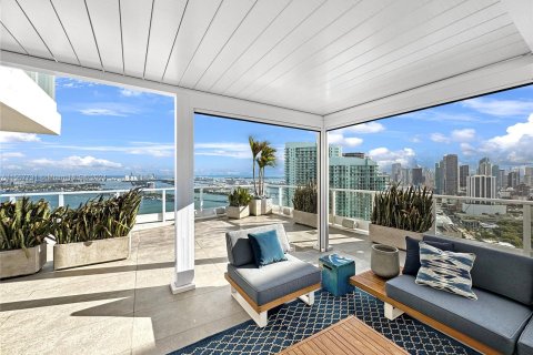 Copropriété à vendre à Miami, Floride: 4 chambres, 264.31 m2 № 1080217 - photo 12