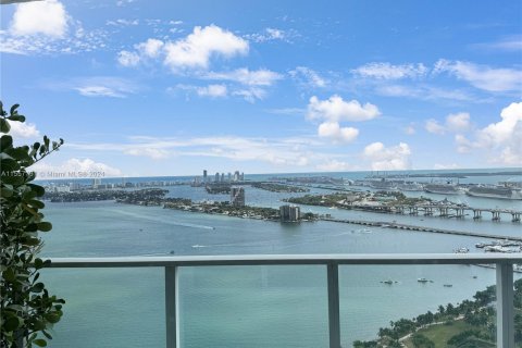 Condo in Miami, Florida, 4 bedrooms  № 1080217 - photo 21