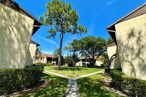 Copropriété à vendre à Greenacres, Floride: 2 chambres, 87.05 m2 № 1080264 - photo 24