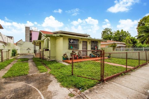 Terreno en venta en Miami, Florida № 1080177 - foto 6