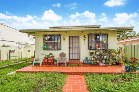 Terreno en venta en Miami, Florida № 1080177 - foto 5