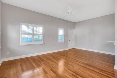 Condominio en venta en Orlando, Florida, 3 dormitorios, 123.56 m2 № 999551 - foto 10