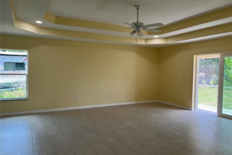 House in Port Charlotte, Florida 3 bedrooms, 148.64 sq.m. № 966428 - photo 2