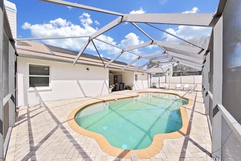 Villa ou maison à vendre à Brandon, Floride: 3 chambres, 164.99 m2 № 1108970 - photo 11