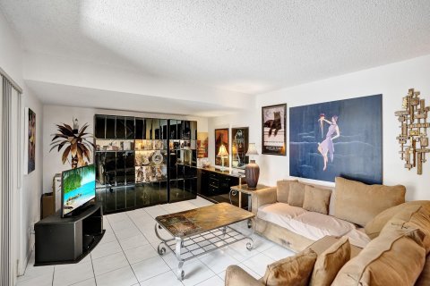 Touwnhouse à vendre à Delray Beach, Floride: 2 chambres, 128.58 m2 № 888563 - photo 13