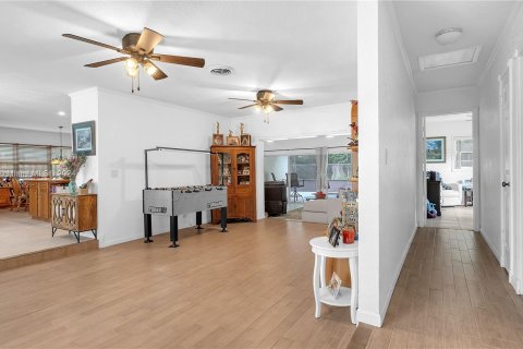 Casa en venta en Margate, Florida, 4 dormitorios, 160.07 m2 № 1118851 - foto 9