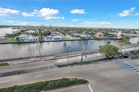 Condominio en venta en Hollywood, Florida, 2 dormitorios, 104.98 m2 № 998641 - foto 11