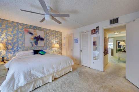 Купить кондоминиум в Халландейл-Бич, Флорида 3 спальни, 166.57м2, № 957070 - фото 13
