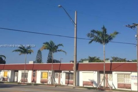 Immobilier commercial à vendre à Dania Beach, Floride № 1127162 - photo 4