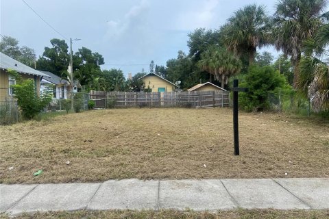 Terreno en venta en Saint Petersburg, Florida № 1371266 - foto 1