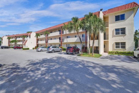 Condominio en venta en Pembroke Pines, Florida, 2 dormitorios, 135.54 m2 № 1099490 - foto 4