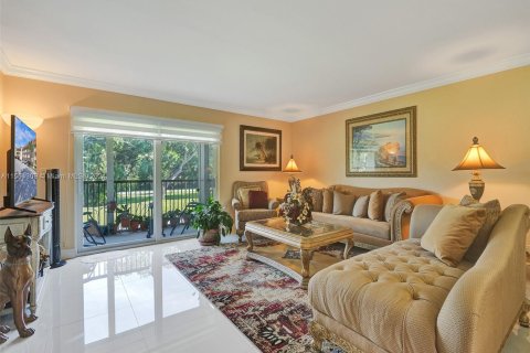 Copropriété à vendre à Pembroke Pines, Floride: 2 chambres, 135.54 m2 № 1099490 - photo 20