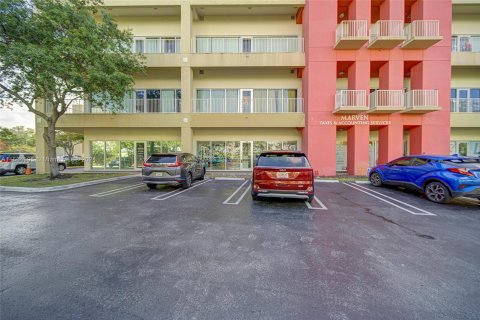 Купить коммерческую недвижимость в Хайалиа, Флорида № 1099491 - фото 18