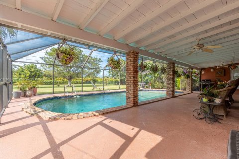 Casa en venta en Palmetto Bay, Florida, 4 dormitorios, 143.35 m2 № 1099523 - foto 25