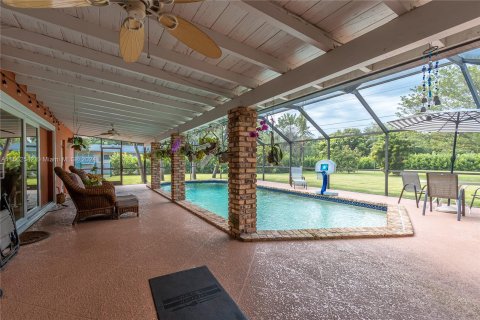 Villa ou maison à vendre à Palmetto Bay, Floride: 4 chambres, 143.35 m2 № 1099523 - photo 24
