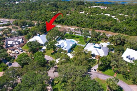 House in Jensen Beach, Florida 3 bedrooms, 257.62 sq.m. № 1147042 - photo 5