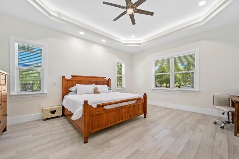 House in Jensen Beach, Florida 3 bedrooms, 257.62 sq.m. № 1147042 - photo 15