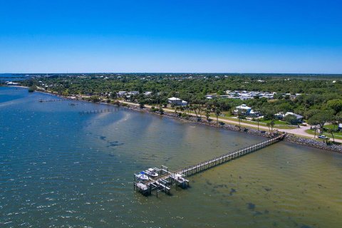 Villa ou maison à vendre à Jensen Beach, Floride: 3 chambres, 257.62 m2 № 1147042 - photo 2