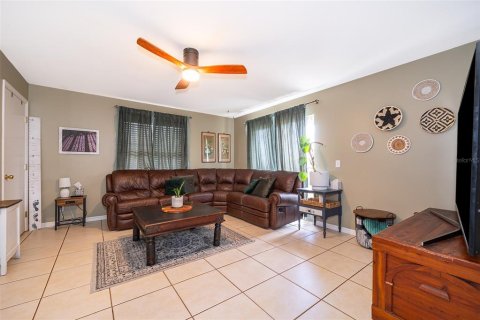 Casa en venta en Davenport, Florida, 4 dormitorios, 173.17 m2 № 1247633 - foto 22