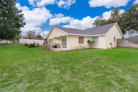 House in Davenport, Florida 4 bedrooms, 173.17 sq.m. № 1247633 - photo 26